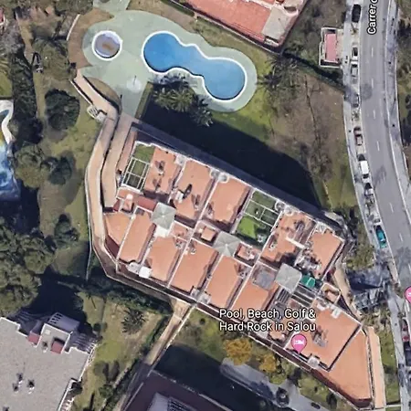 Pool, Beach, Golf & Hard Rock In Daire