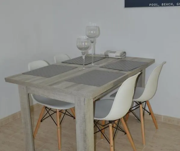 Pool, Beach, Golf & Hard Rock In Apartamento