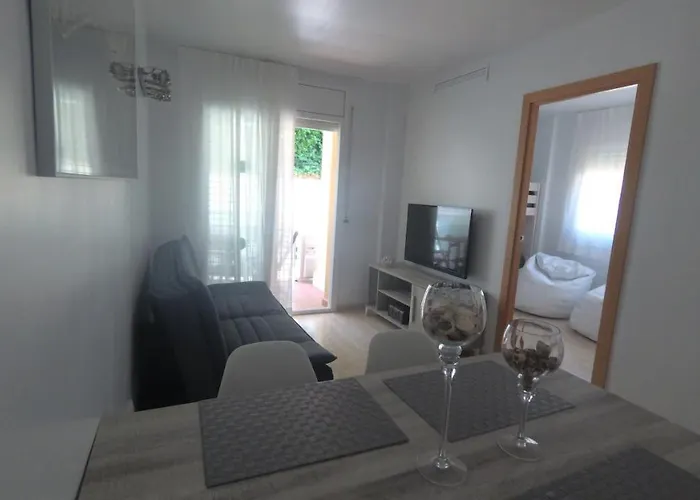 Pool, Beach, Golf & Hard Rock In Apartamento Salou
